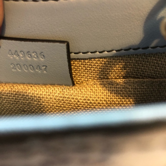 LIKE NEW EMILY GUCCISSIMA MINI SHOULDER BAG - Picture 5 of 8